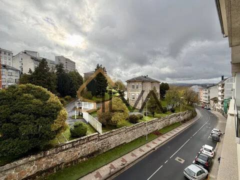 Piso de 100 m² en Lugo