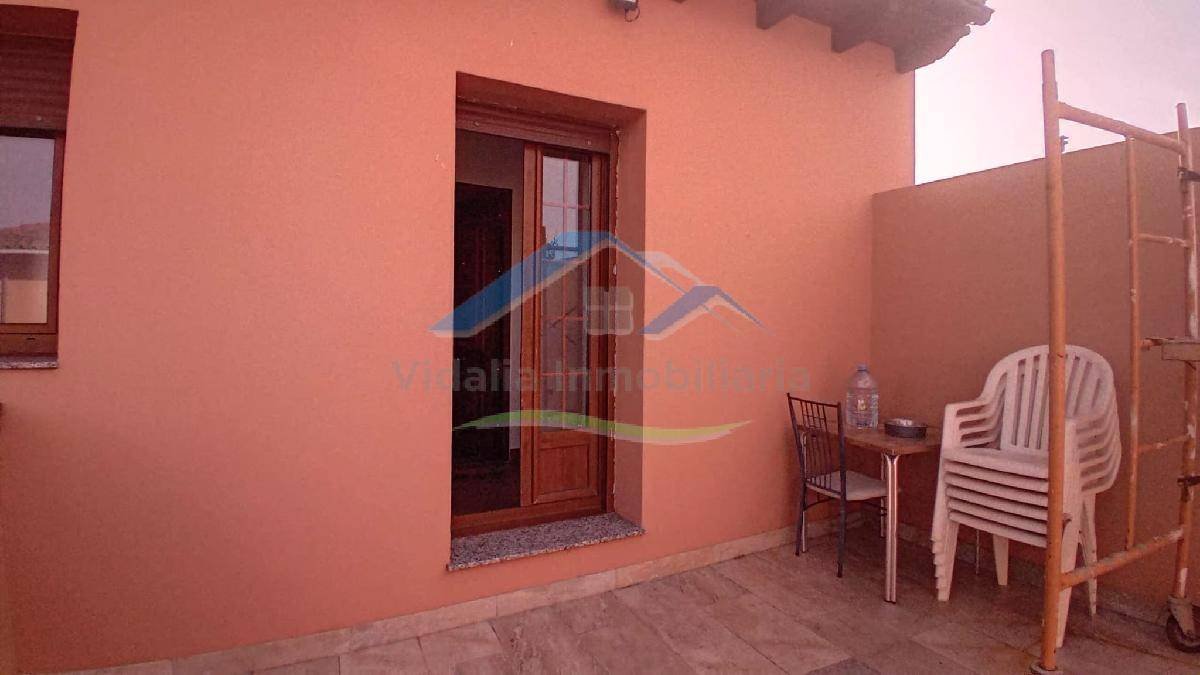 Piso de 85 m² en Valverde de la Virgen