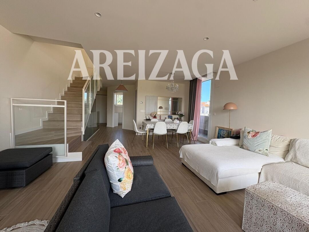 Casa de 200 m² en San Sebastián