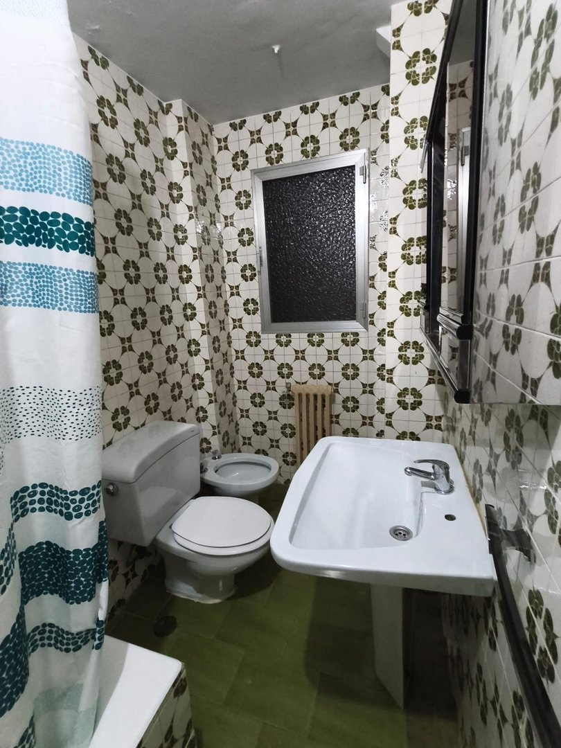 Piso de 200 m² en Granada