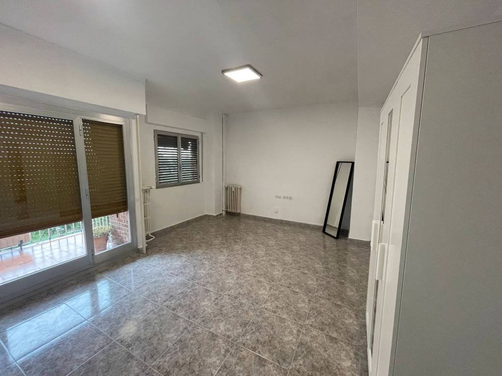 Habitación 140 m², Lérida