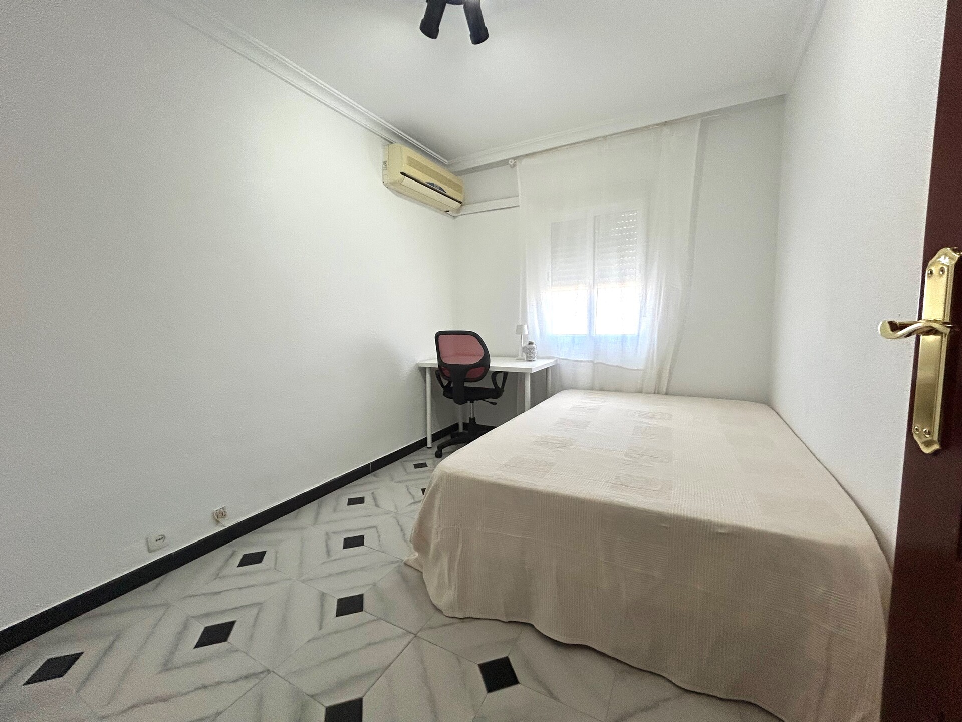 Piso de 88 m² en Sevilla