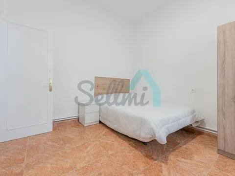 Habitación 137 m², Oviedo