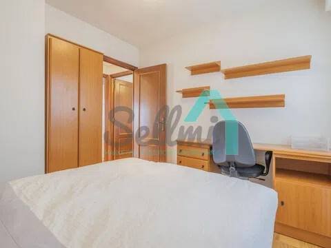 Wohnung 90 m² in Oviedo