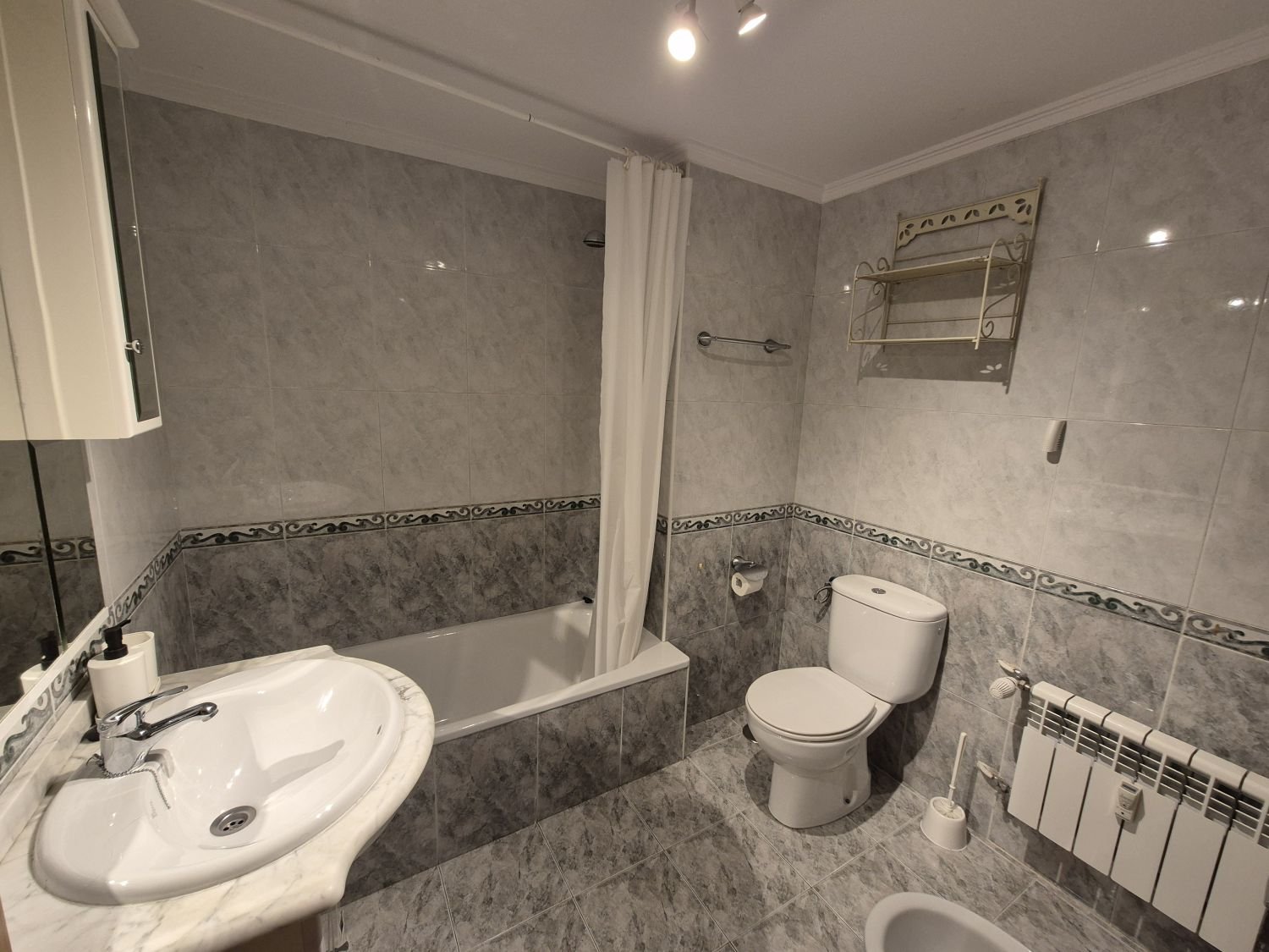 Piso de 97 m² en Oviedo