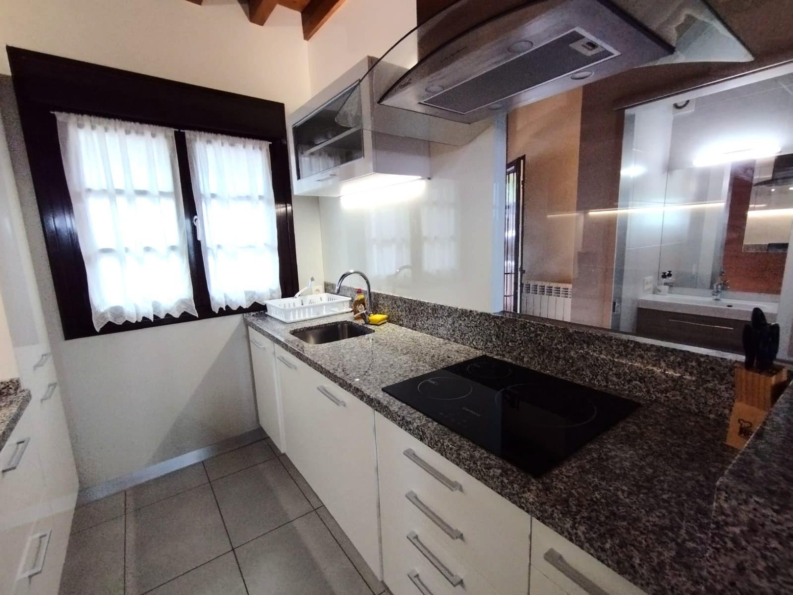 Piso de 80 m² en Oviedo