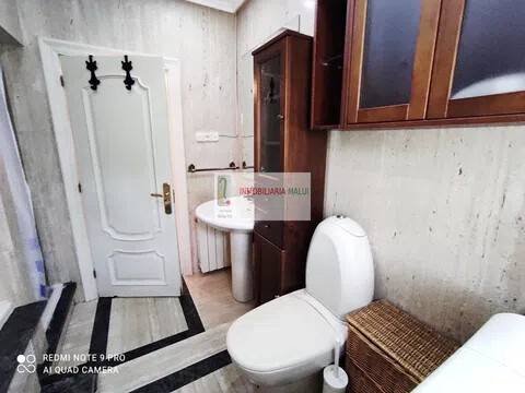 Piso de 90 m² en Oviedo