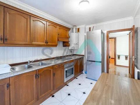 Piso de 105 m² en Oviedo