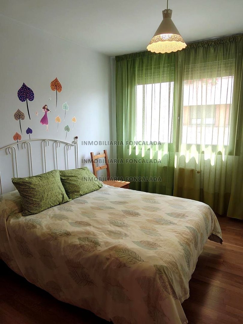 Piso de 80 m² en Oviedo