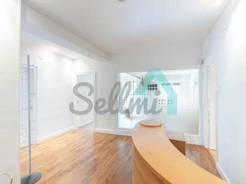 Piso de 158 m² en Oviedo