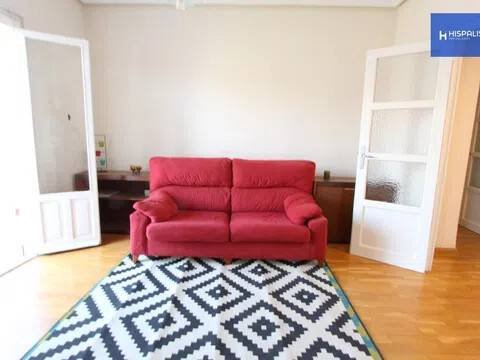 Piso de 100 m² en Sevilla