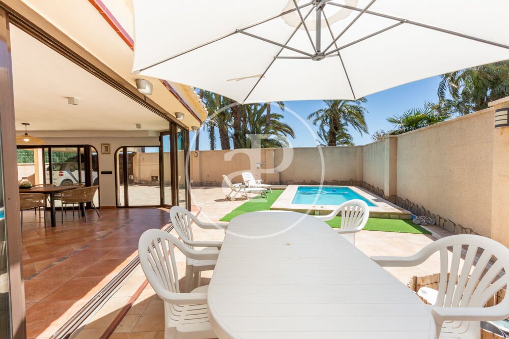 Casa de 260 m² a la Pobla de Farnals