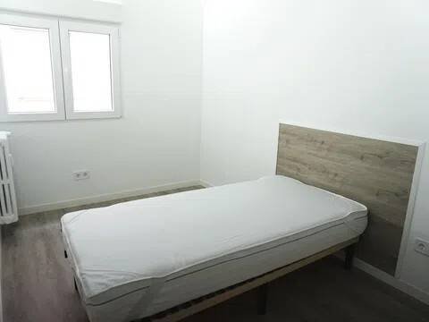 Habitación 93 m², Ávila
