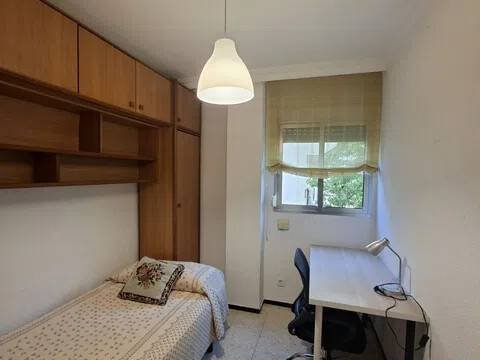 Piso de 80 m² en Sevilla