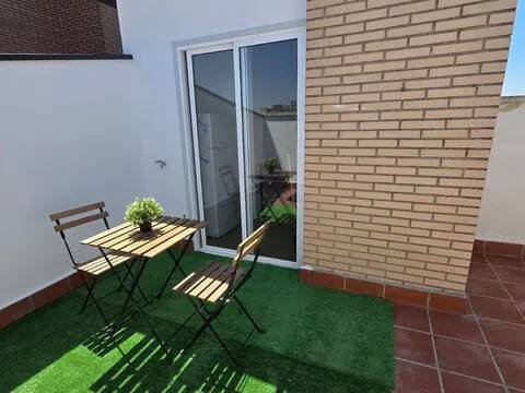 Habitació 100 m², Parla