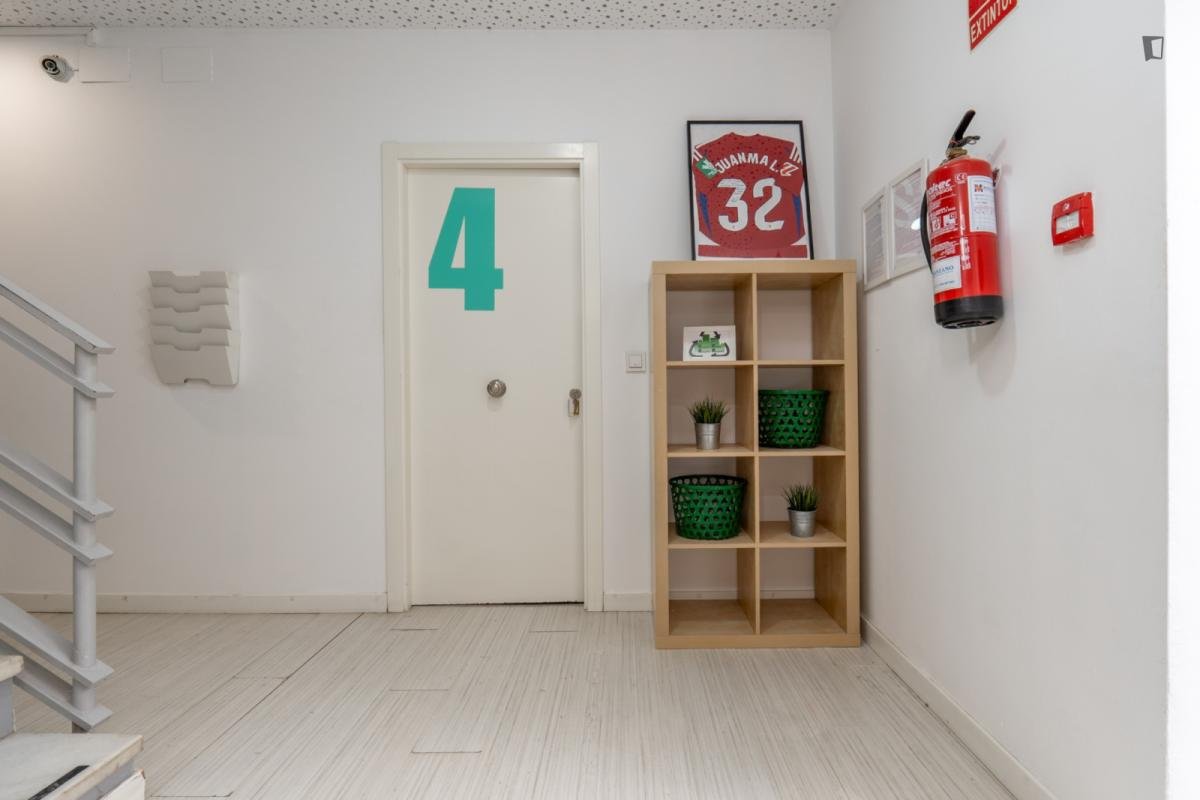 Room for rent, Granada
