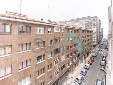 Piso de 78 m² en Gijón
