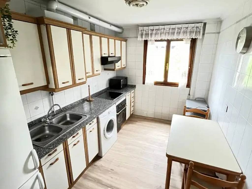 Piso de 70 m² en Oviedo