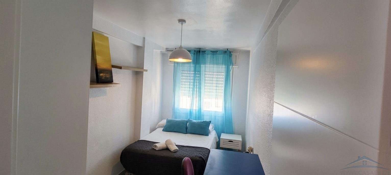 Piso de 90 m² en Almería