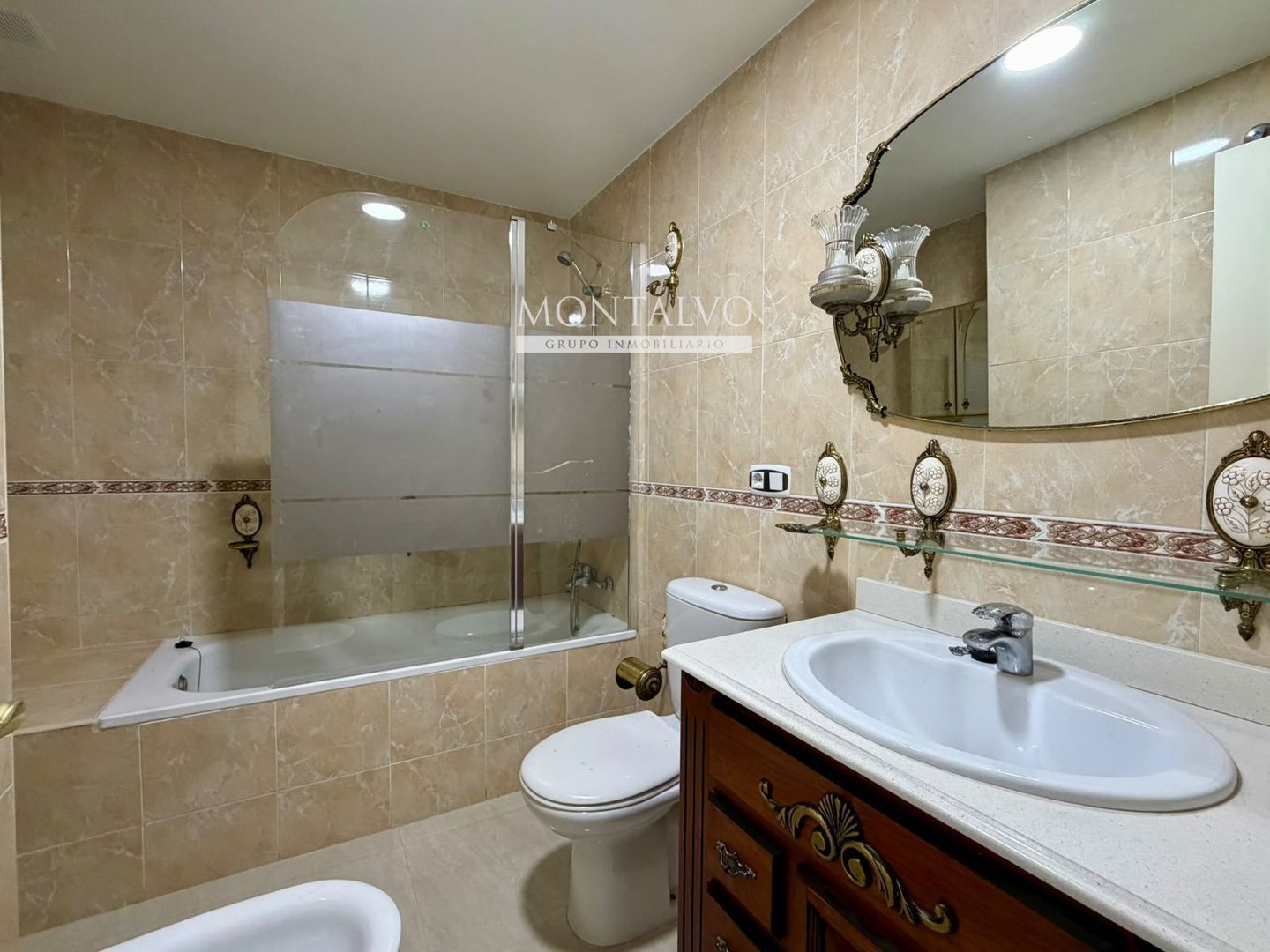 Piso de 211 m² en Atarfe