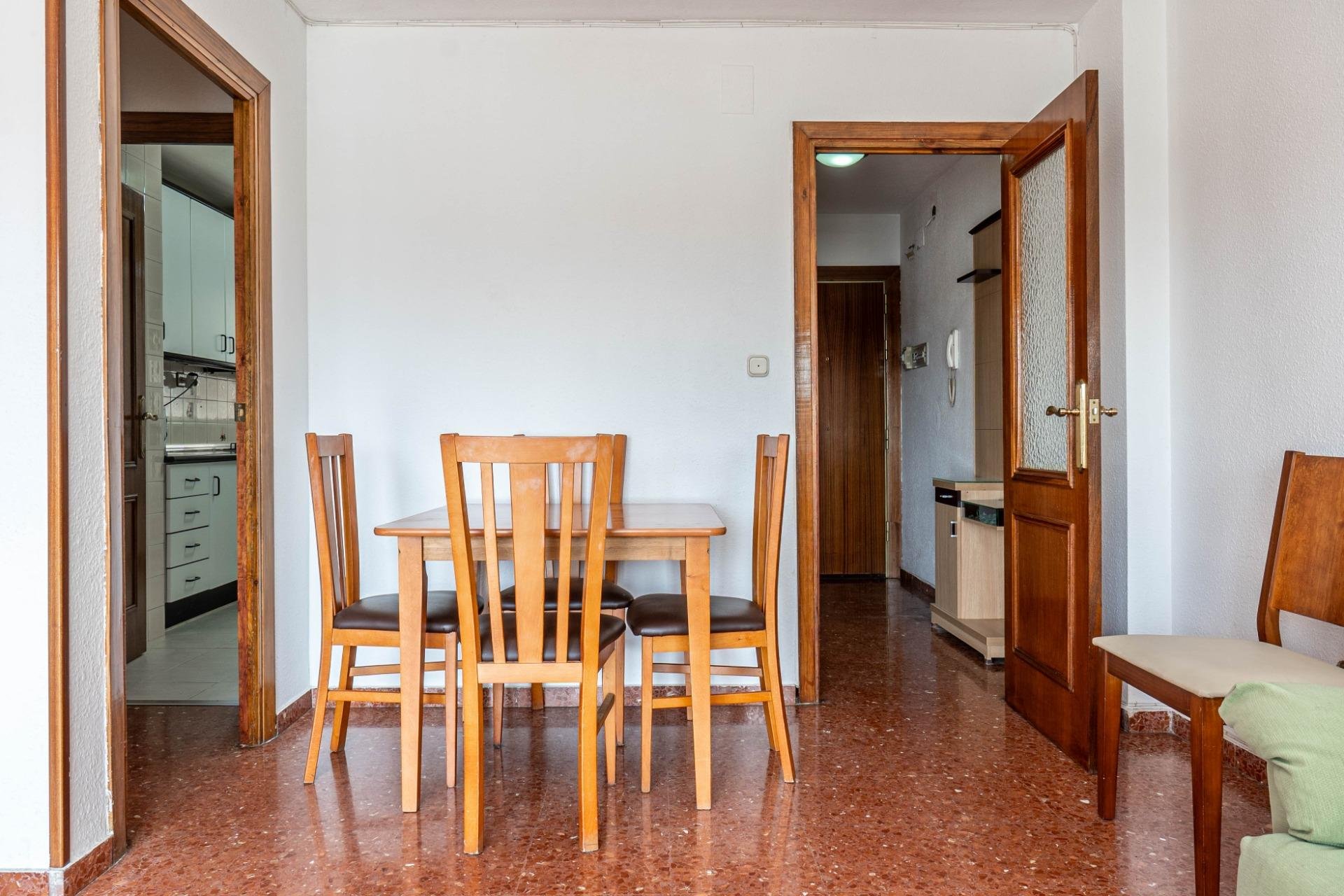 Habitación 126 m², Granada