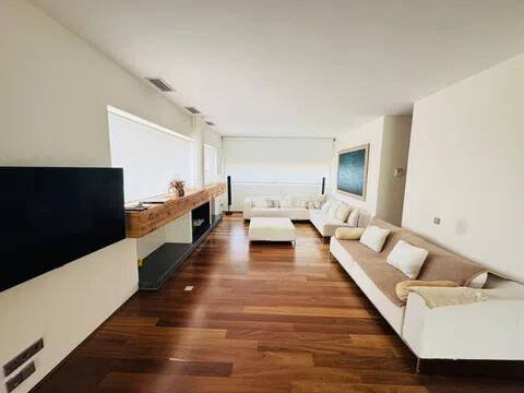 Habitación 450 m², Gerona