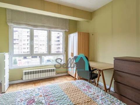 Piso de 80 m² en Oviedo