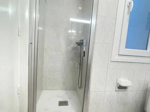 Habitació de lloguer, Lleó