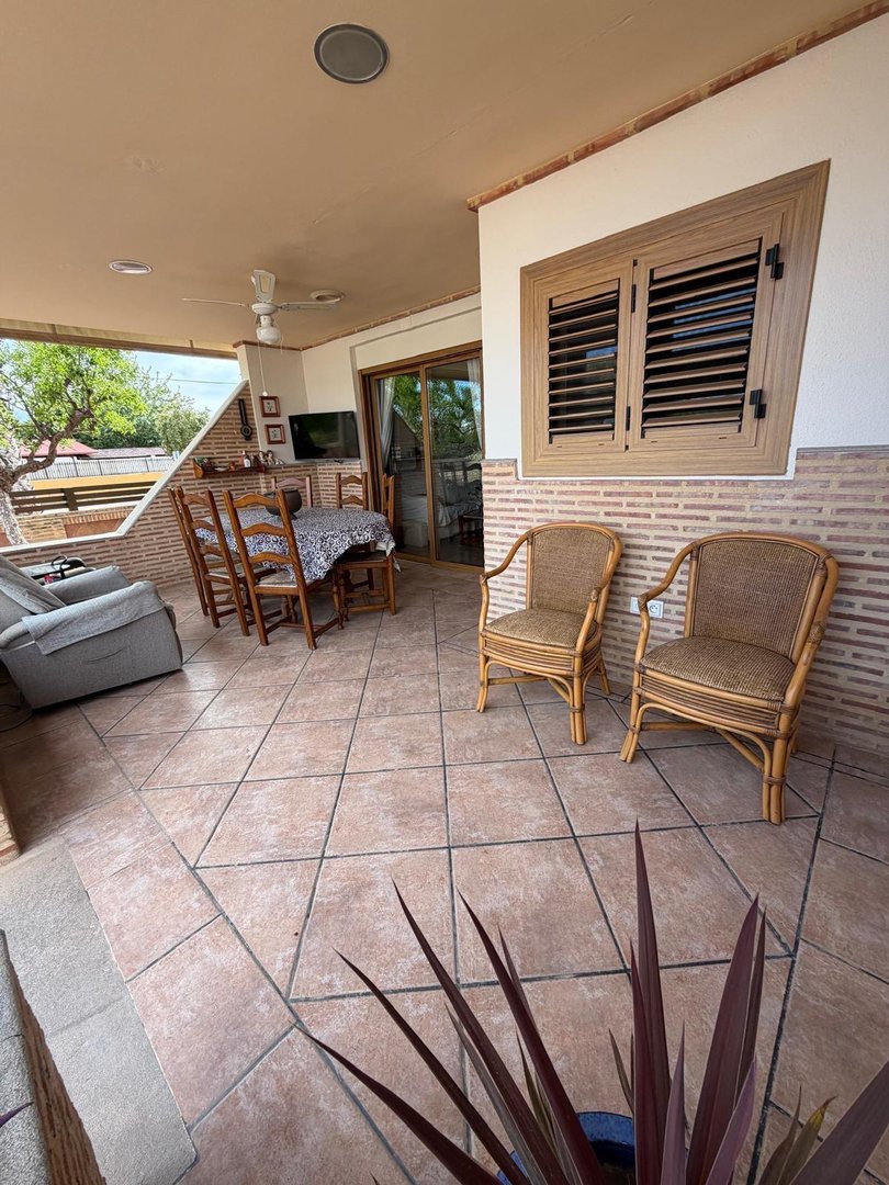Casa de 130 m² en Sagunto
