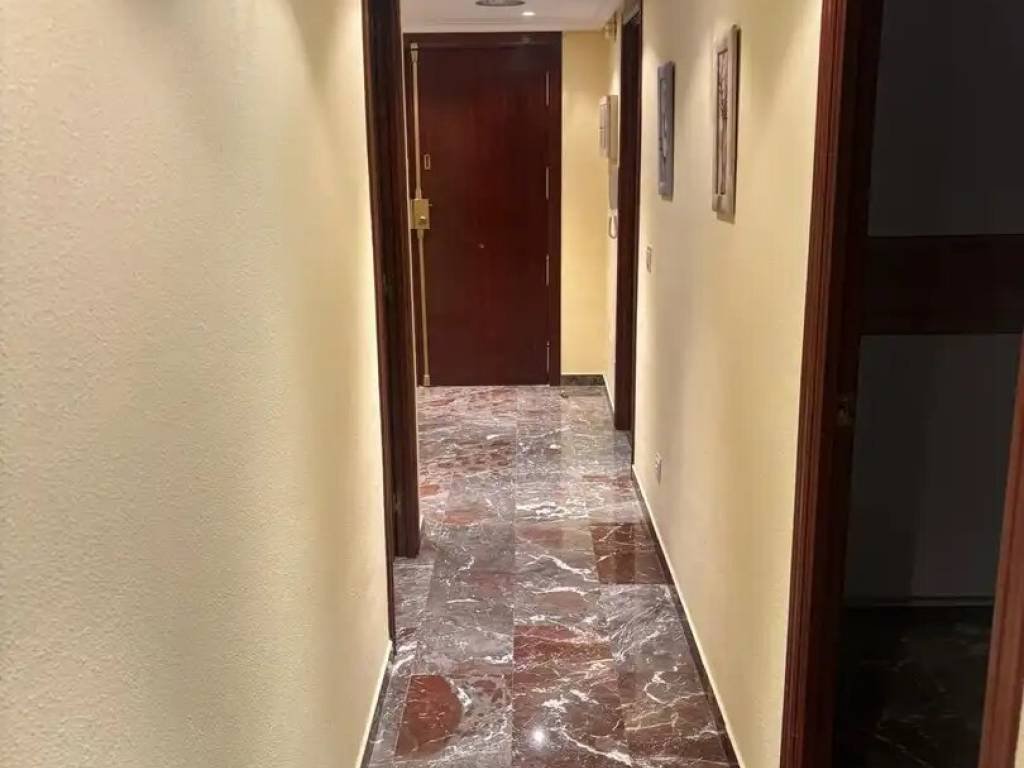 Piso de 100 m² en Jaén