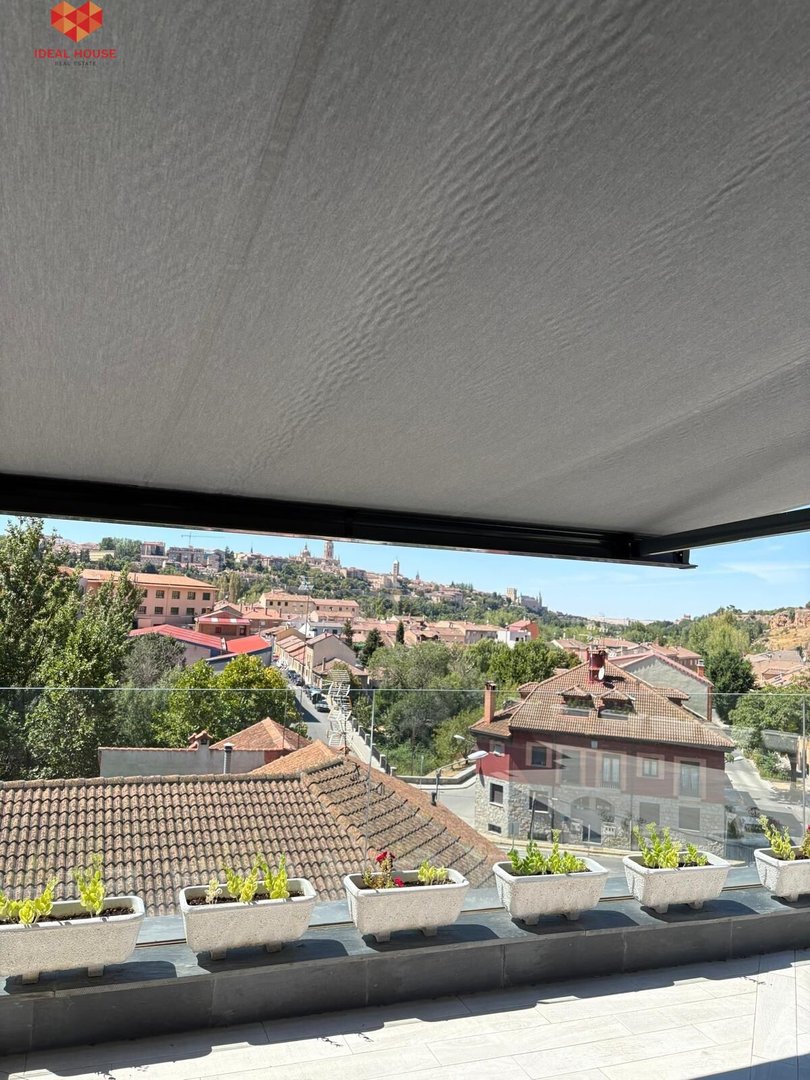 Casa de 210 m² en Segovia