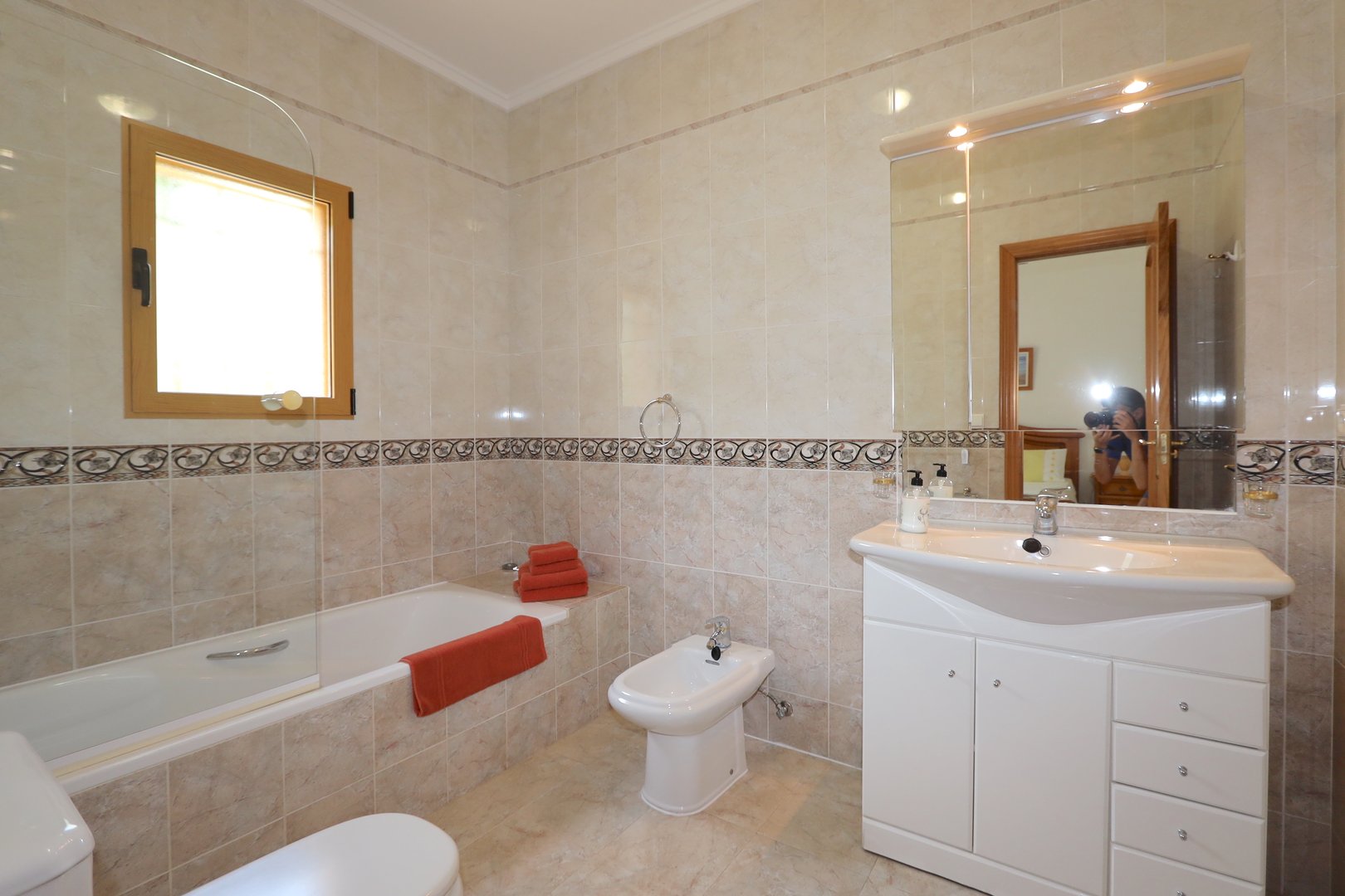 Casa de 141 m² a Pego