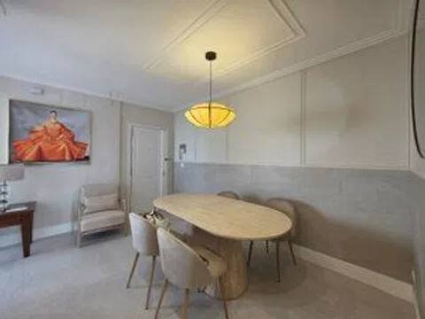 Habitación 150 m², Madrid