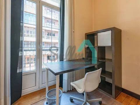 Piso de 146 m² en Oviedo