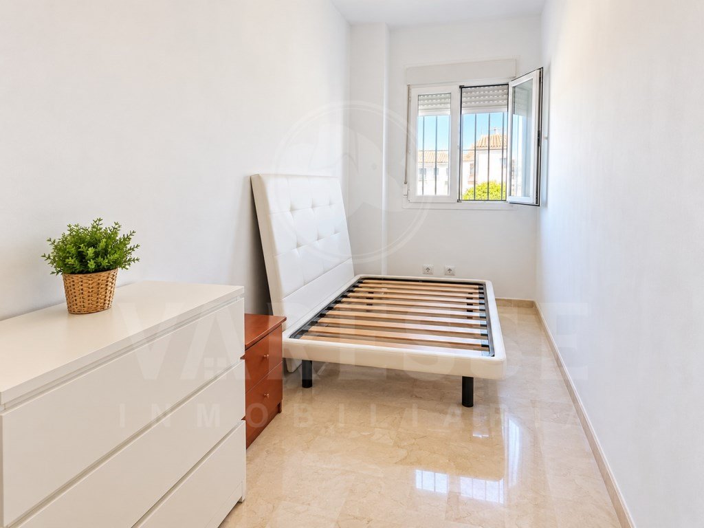 Piso de 74 m² en Aznalcázar