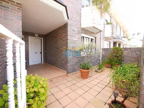 Piso de 200 m² en Laredo