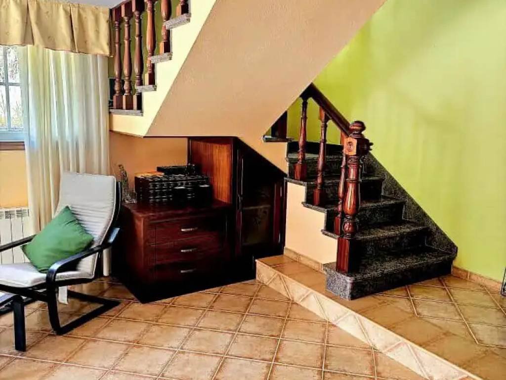 House 300 m² in Cangas de Morrazo