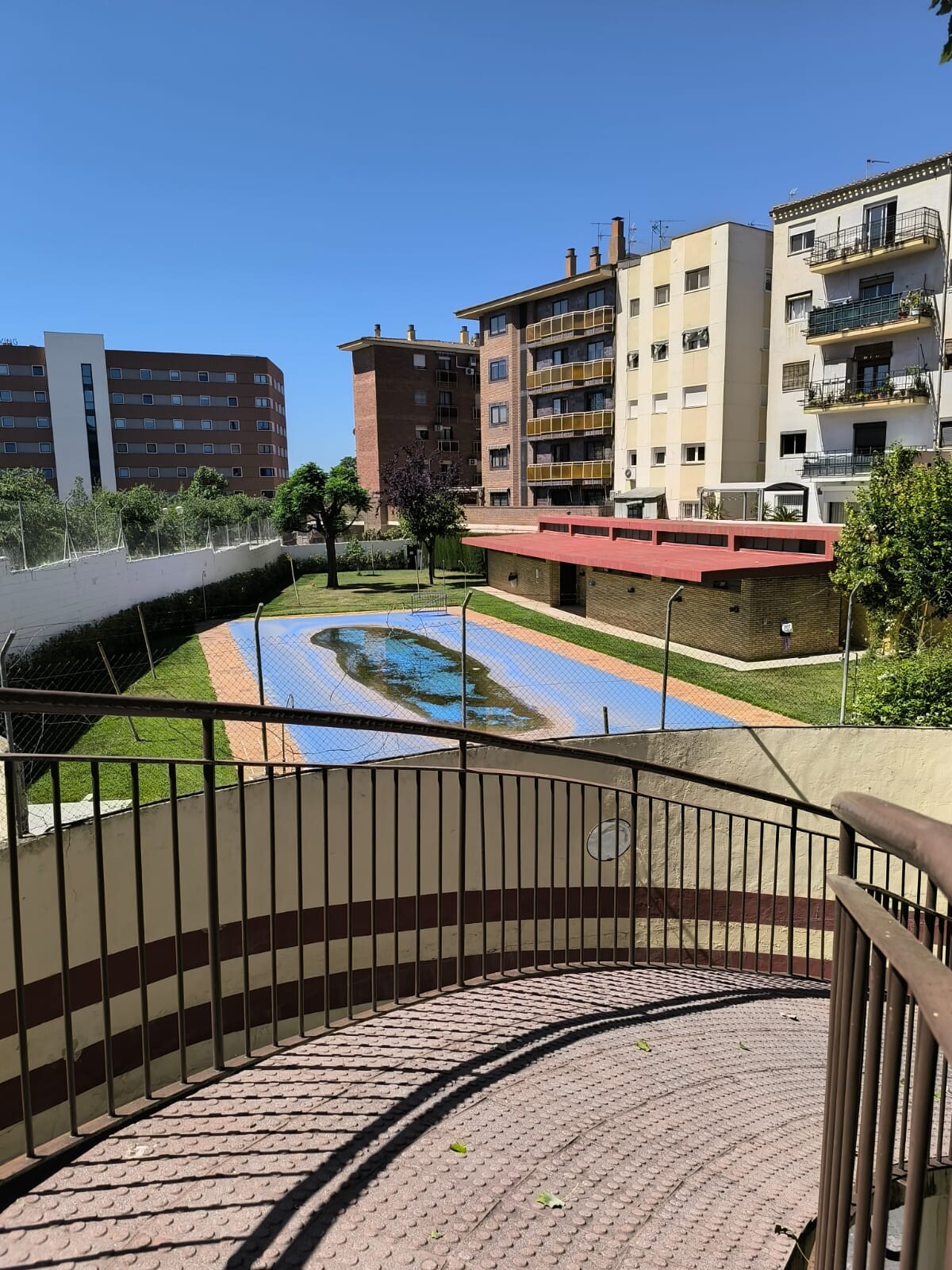 Piso de 120 m² en Granada