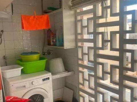 Habitación 135 m², Almería