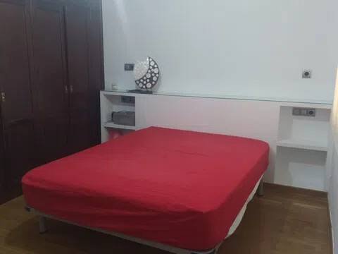 Piso de 80 m² en Granada