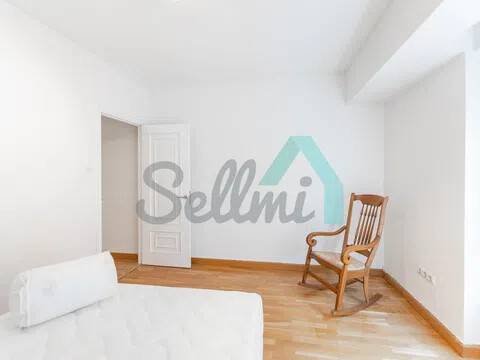 Piso de 158 m² en Oviedo