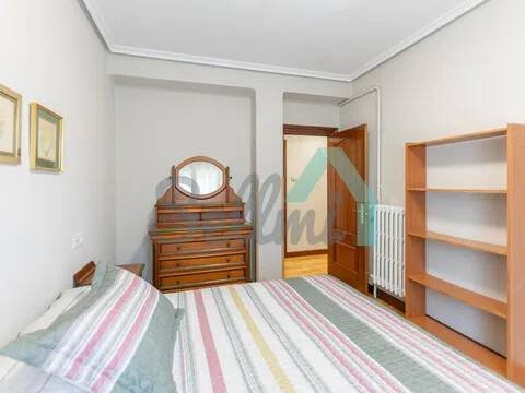 Piso de 104 m² en Oviedo