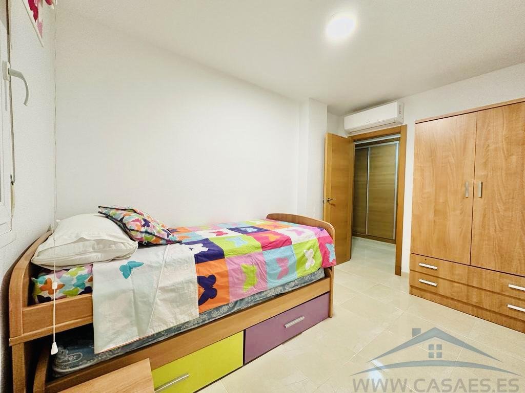 Piso de 70 m² en Roquetas de Mar