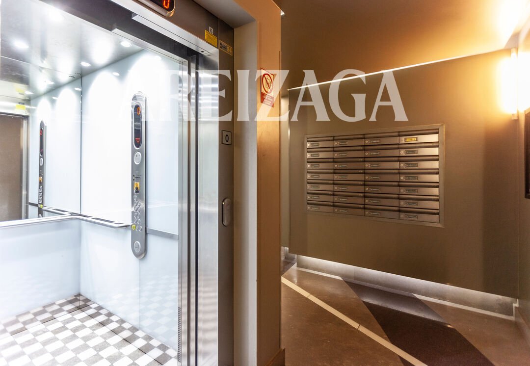 Piso de 85 m² en San Sebastián