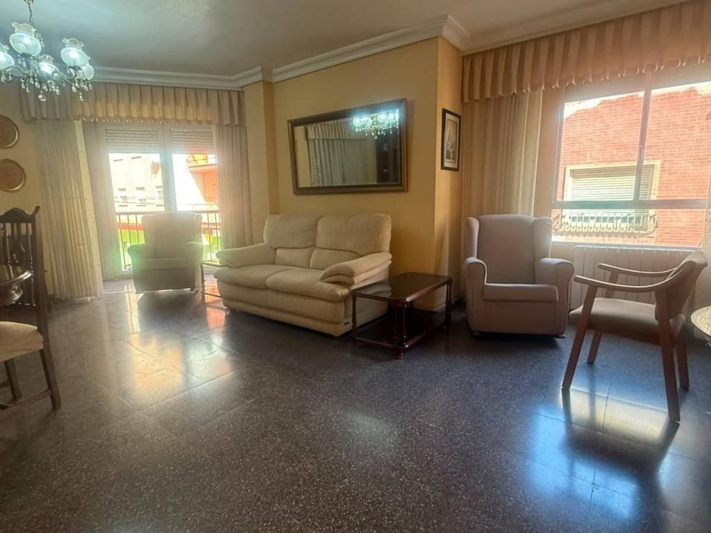 Piso de 121 m² en Murcia
