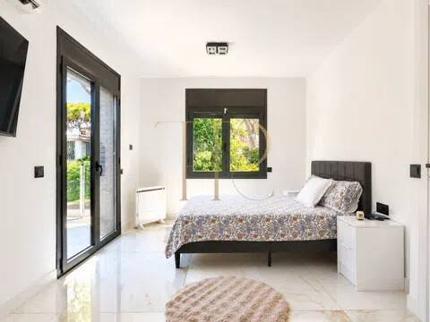 Casa de 350 m² en Castelldefels