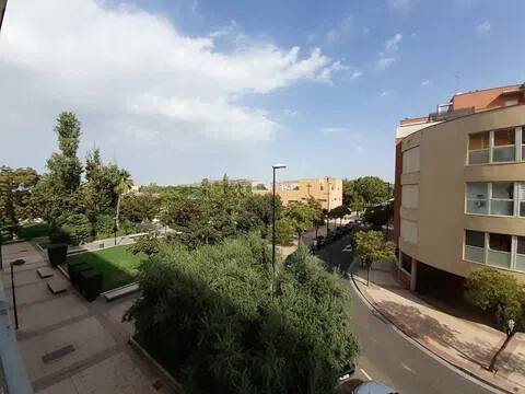 Piso de 100 m² en Zaragoza
