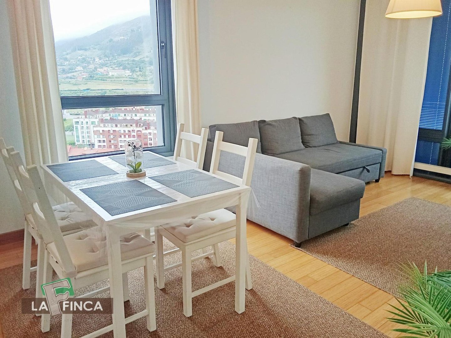 Piso de 106 m² en Oviedo