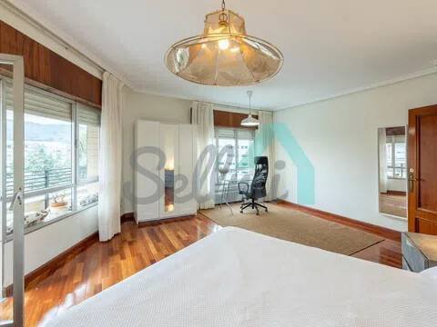 Piso de 122 m² en Oviedo
