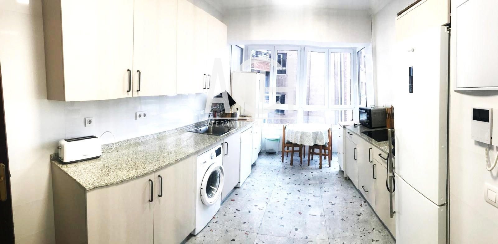 Piso de 140 m² en Bilbao